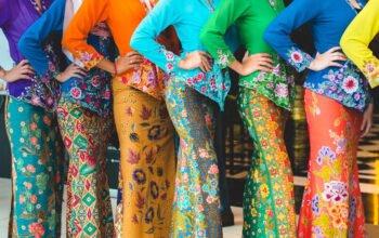 Sederet Artis Ini, Bangga Pakai Baju Tradisional