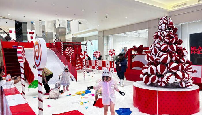 Sambut Festive Season, Mall of Indonesia Hadirkan “Jolly Wonderland”