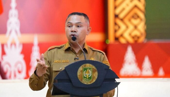 KPK Tangkap Tangan 10 Orang, Gubernur Ini Salah Satunya