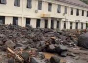 PU Kirim Personel dan Alat Berat Atasi Banjir Sitaro