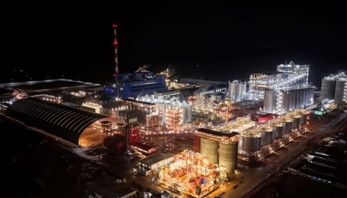 Hilirisasi Bauksit Jadi Penggerak Ekonomi Daerah Kalimantan Barat