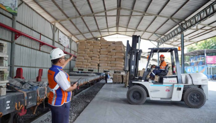 KAI Logistik Kelola 1,1 Juta Ton Barang di Januari 2026, 47% Di antaranya Non Batu Bara