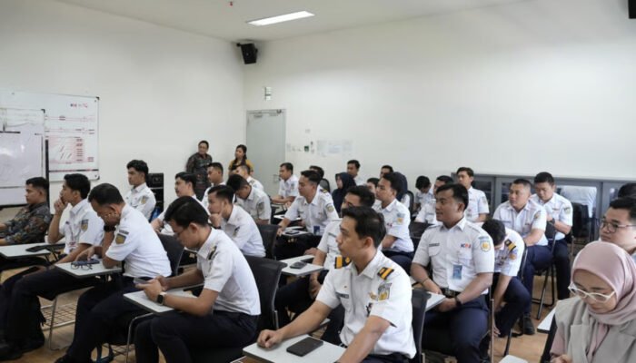 Jelang Angkutan Lebaran 2026, KAI Periksa Kesehatan Petugas LRT Jabodebek