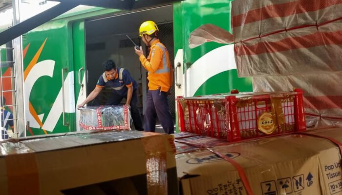 Jelang Puncak Lebaran, KAI Logistik Perkuat Kesiapan Operasional Layanan Pengiriman