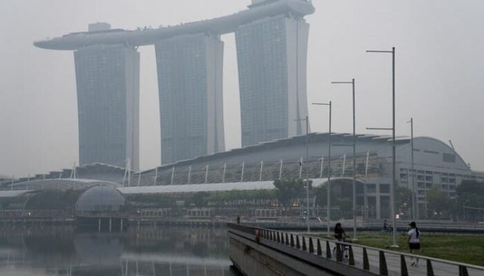 Singapura Selidiki Perusahaan Pemicu Kabut Asap dari Indonesia